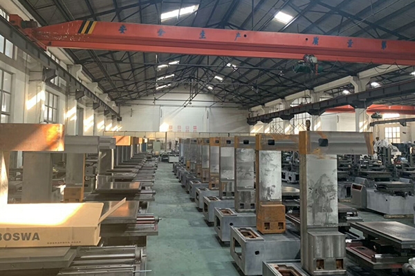 臥式加工中（zhōng）心